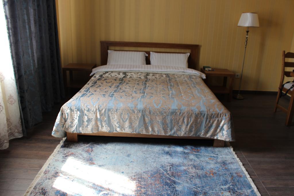 Barin House Hotel Sumy Ngoại thất bức ảnh