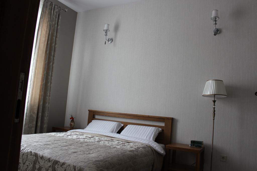 Barin House Hotel Sumy Ngoại thất bức ảnh