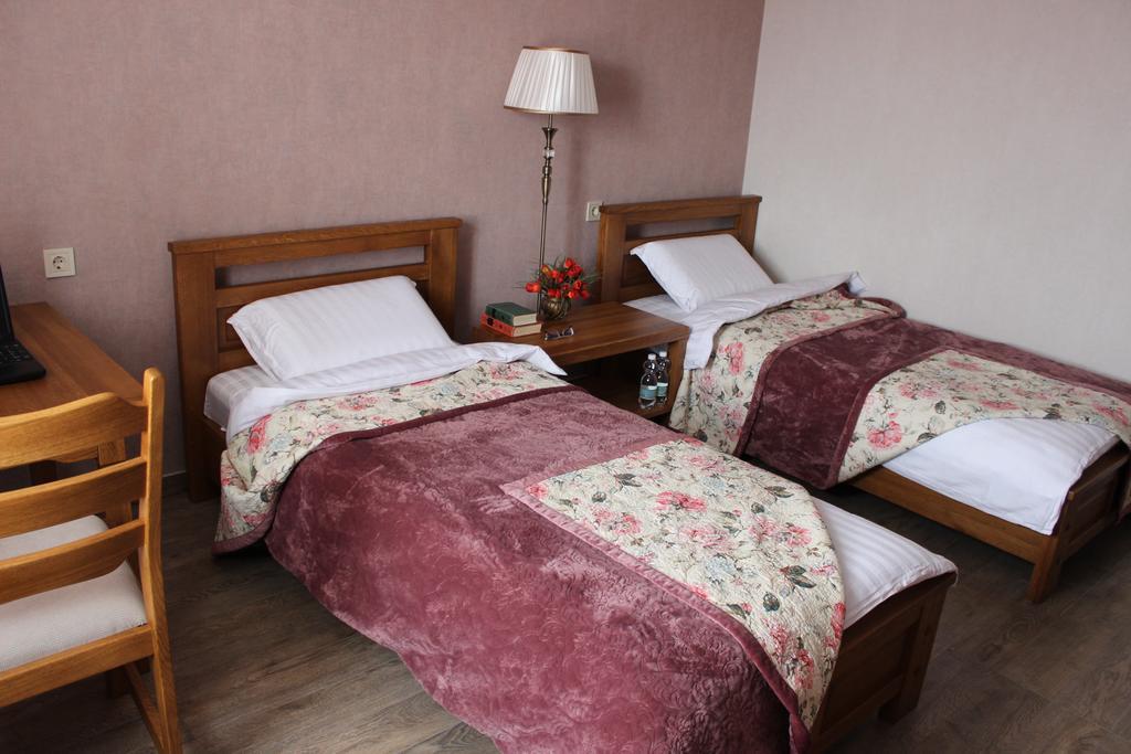 Barin House Hotel Sumy Ngoại thất bức ảnh