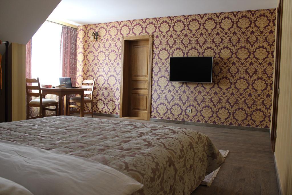 Barin House Hotel Sumy Ngoại thất bức ảnh