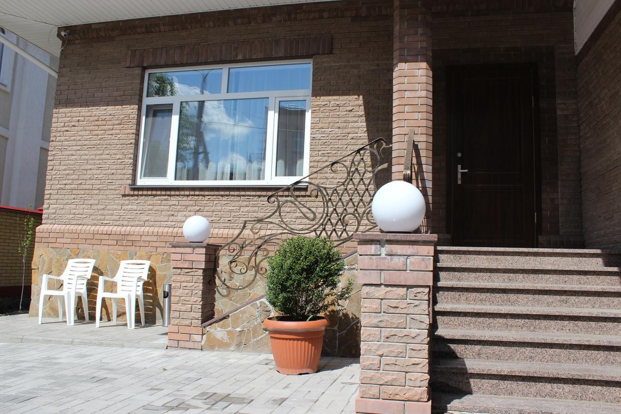 Barin House Hotel Sumy Ngoại thất bức ảnh